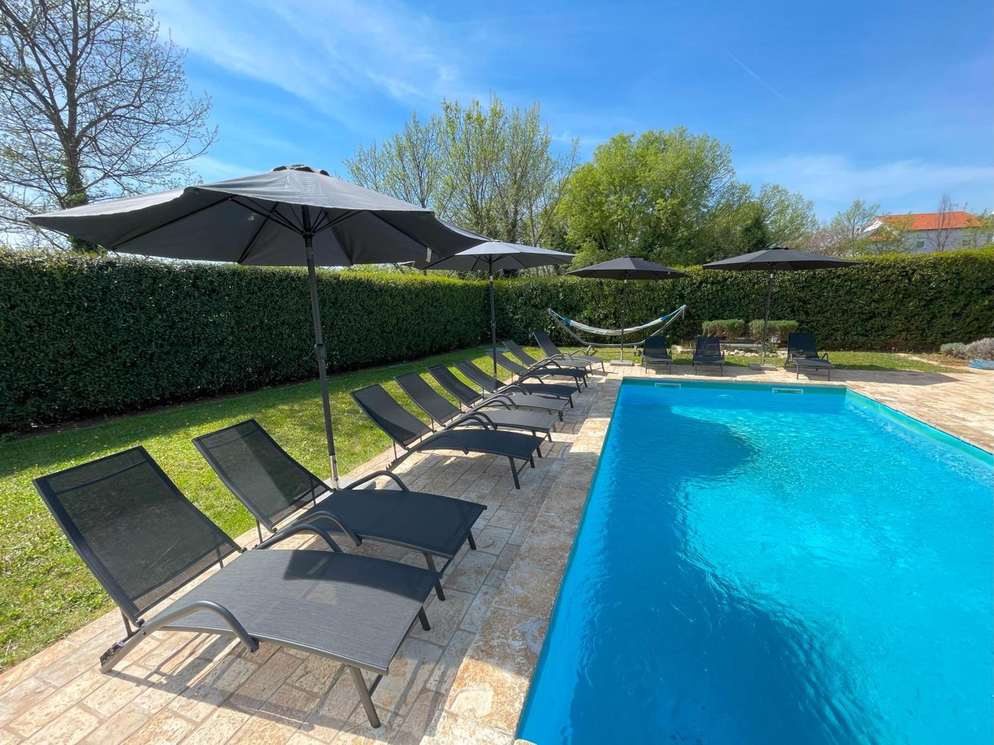 Villa Antonci-18, Pool, 3 Houses, Jacuzzi, Private Territory Antonci  Bagian luar foto